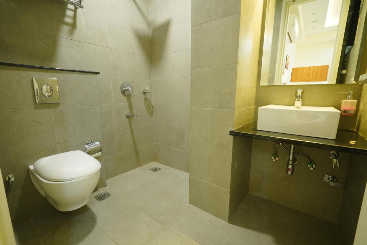 Octave Orchid Vista Hotel คูร์เคาน์ ภายนอก รูปภาพ